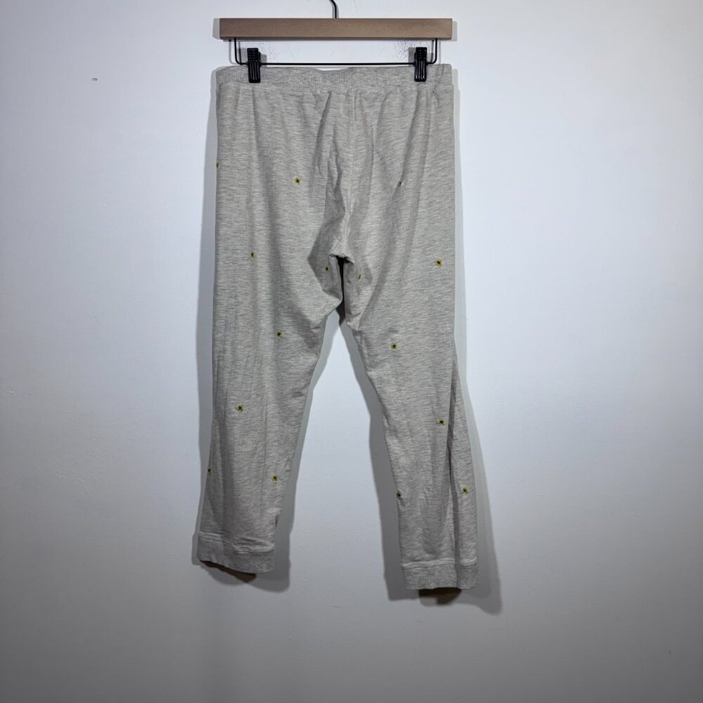 Sundays Two Women's Embroidered Sunflower Sweatpants Loungewear - Picture 5 of 7